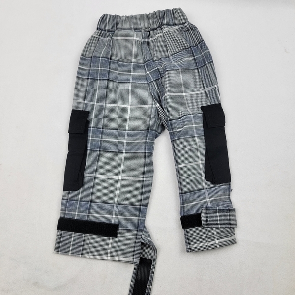 NWT heavy plaid cargo utility outfit with convertable jogger pants - Picture 8 of 10